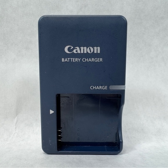 CANON Battery Charger CB-2LV - Gray - Picture 1 of 2